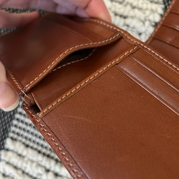 Coach Tan Leather Wallet NWOT - Picture 7 of 8